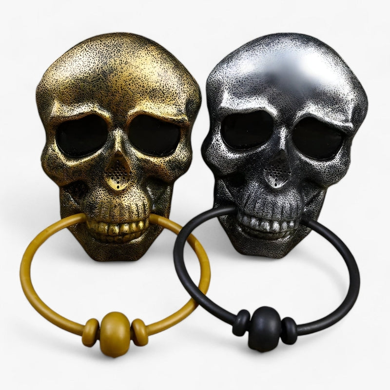 SkullGaze – Klassieke gotische schedel deurklopper met decoratieve ring