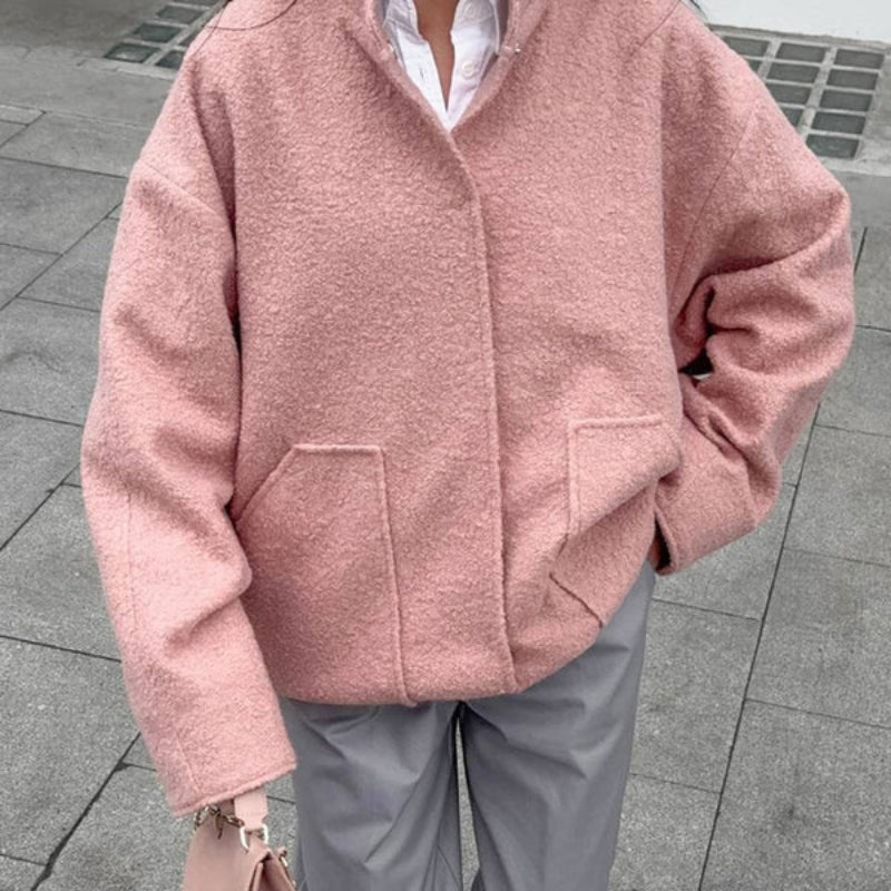 Ruby - Lange Mouw Jas met Opstaande Kraag en Zijzakken