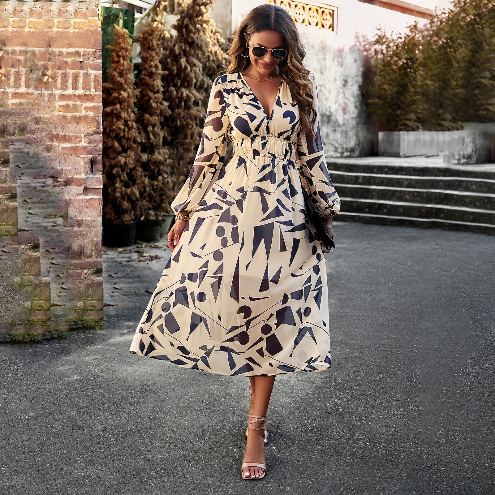 MeshElegance™ - Elegante Feestjurk Met Print
