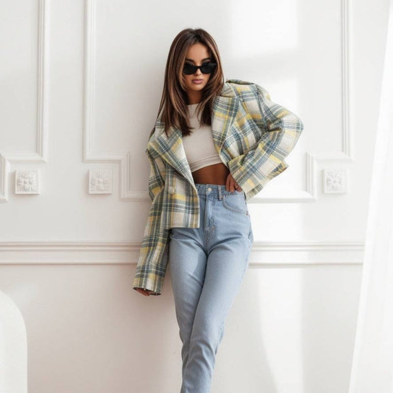 Victoria - Lange Mouw Geruite Jas met Reverskraag en Knopen aan de Voorkant