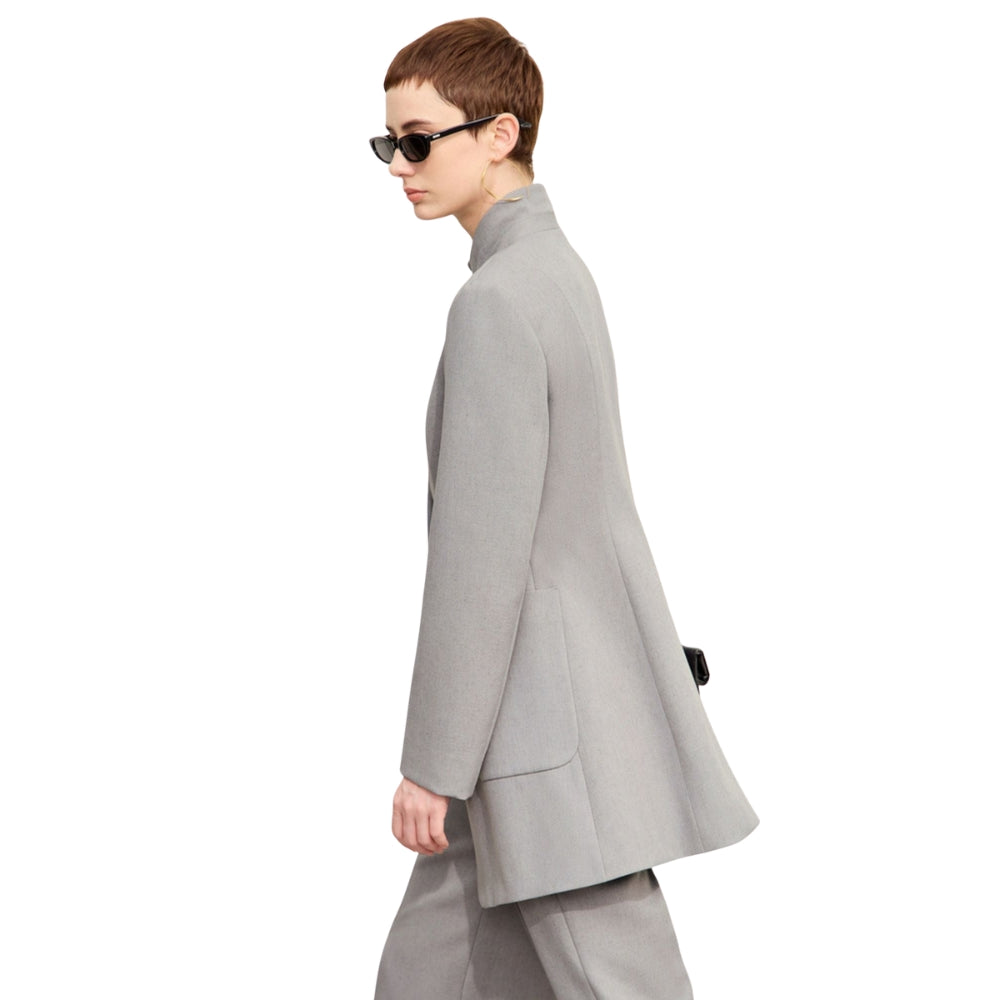 Zoey - Blazer met opstaande kraag meerdere zakken en knoopdetails