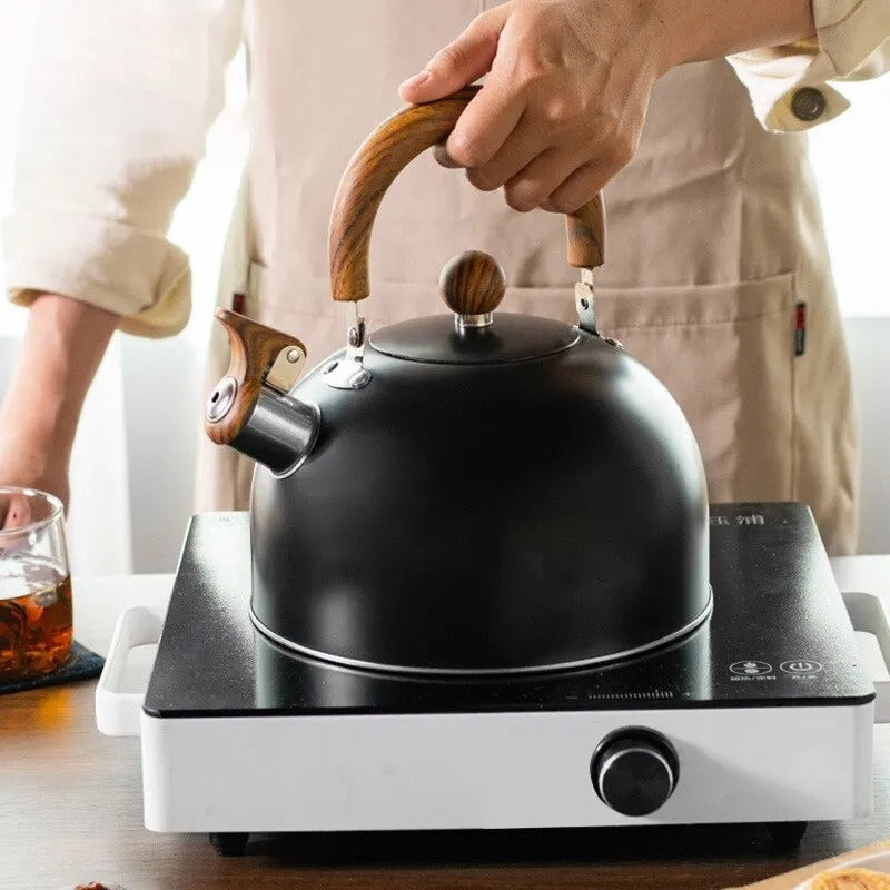 BoilEase – Koepelvormige Fluitketel met Houten Handvat