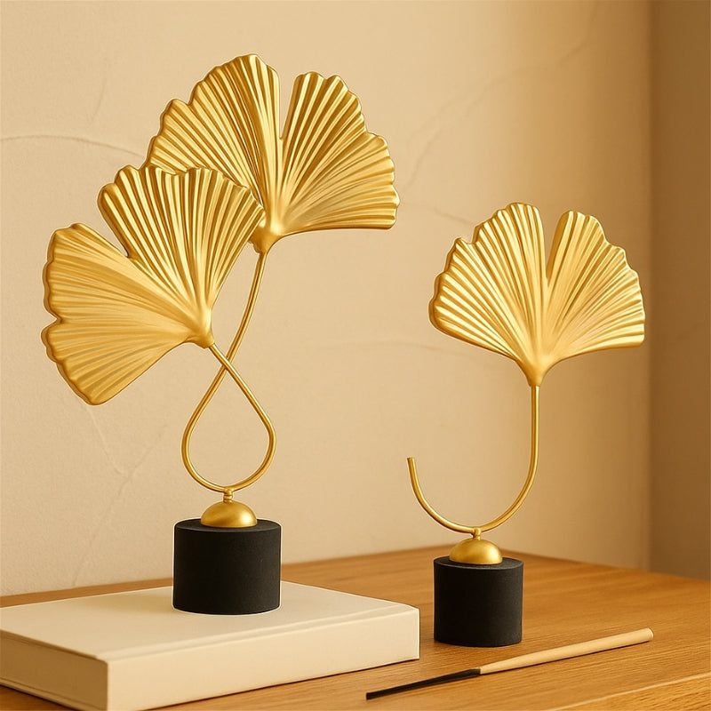 GoldenGrove - Bladsculptuur met waaiervormig silhouet en glad geribbeld oppervlak
