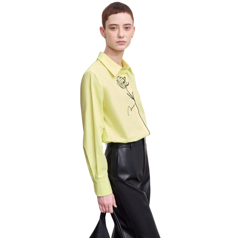 Charlotte - Blouse met rozenborduursel en klassieke kraag