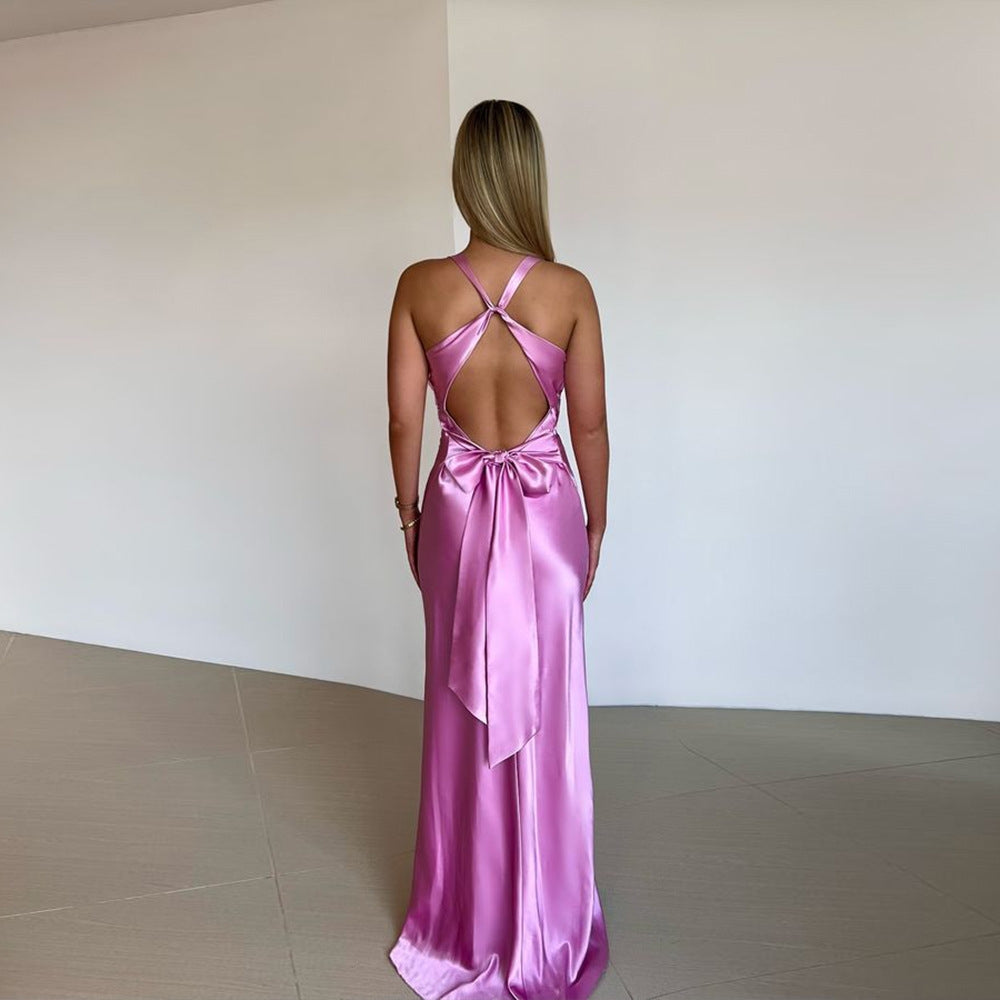 Amara – Elegante maxi-jurk met open rug en V-hals