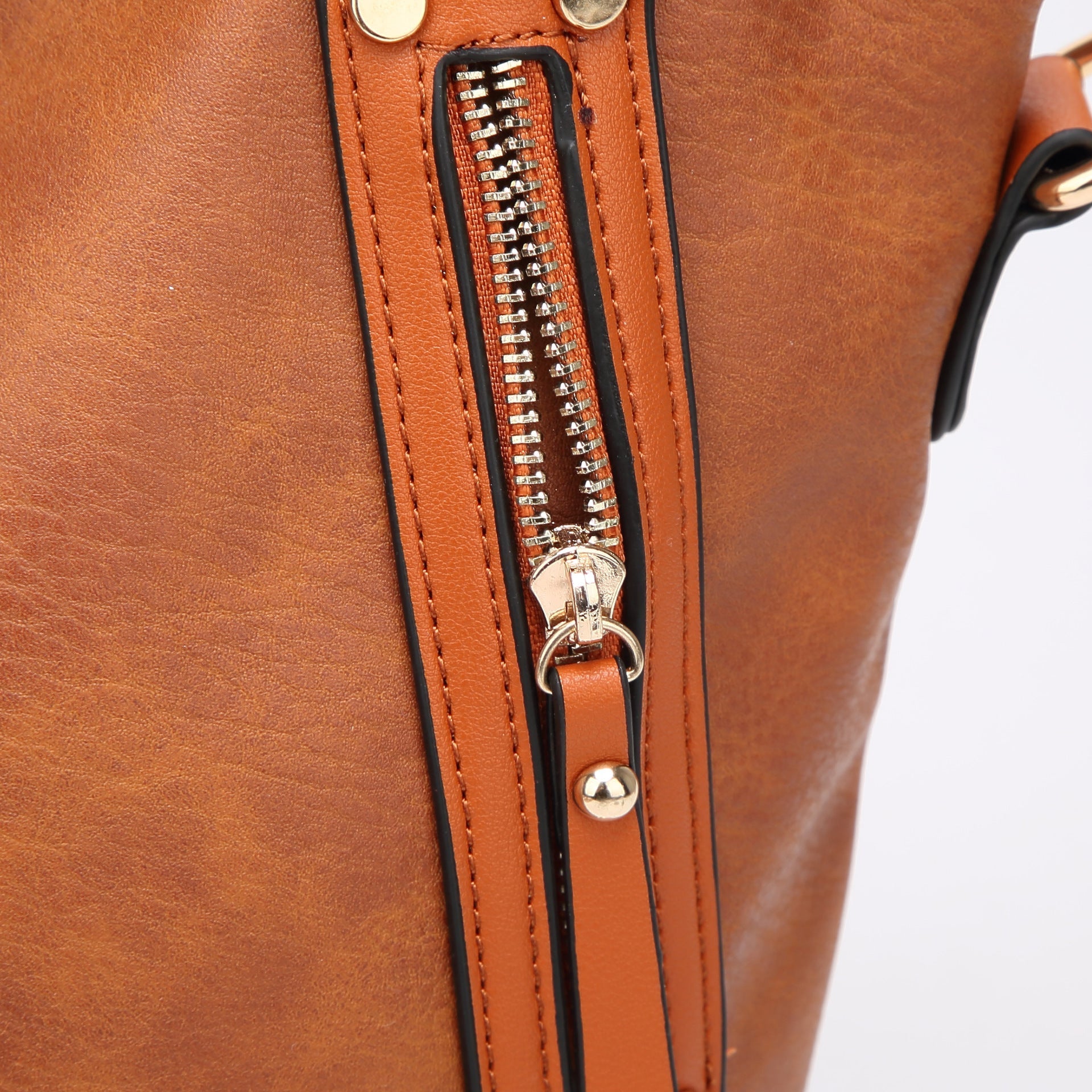 Sharon – Vintage draagtas met ruime verstelbare riemen