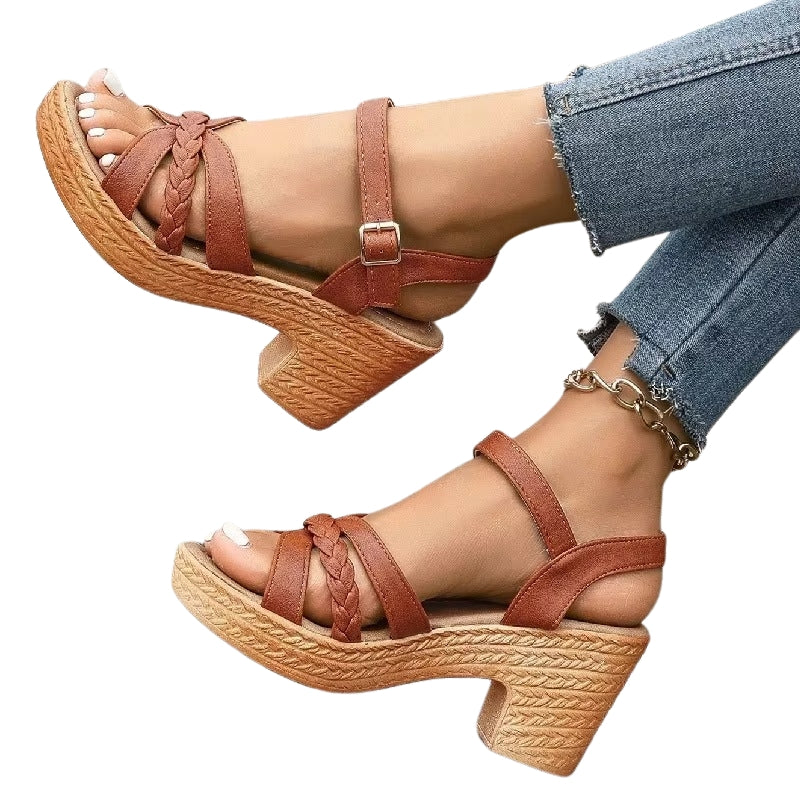 Georgia – Moderne platformsandalen met gevlochten bandjes