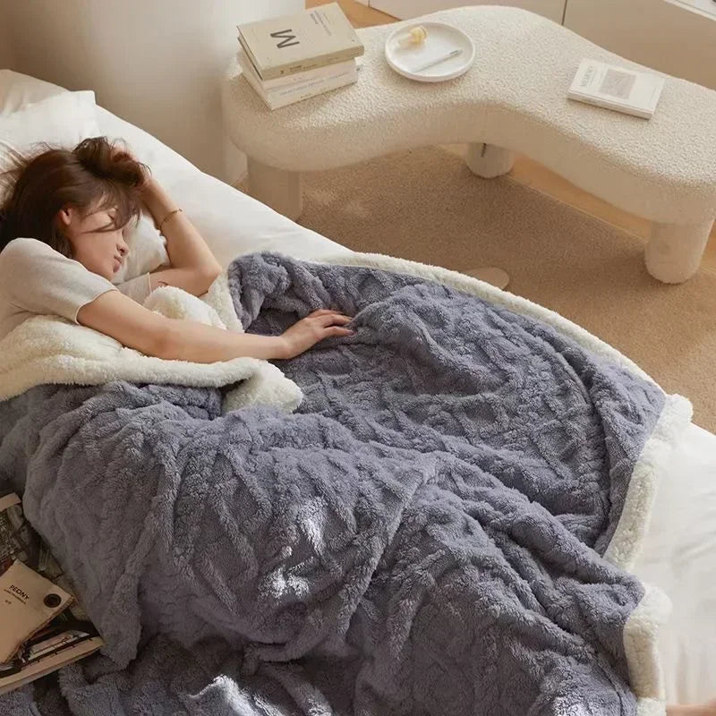 CozyNest – Dikke comfortdeken met zachte lagen en volledige warmte