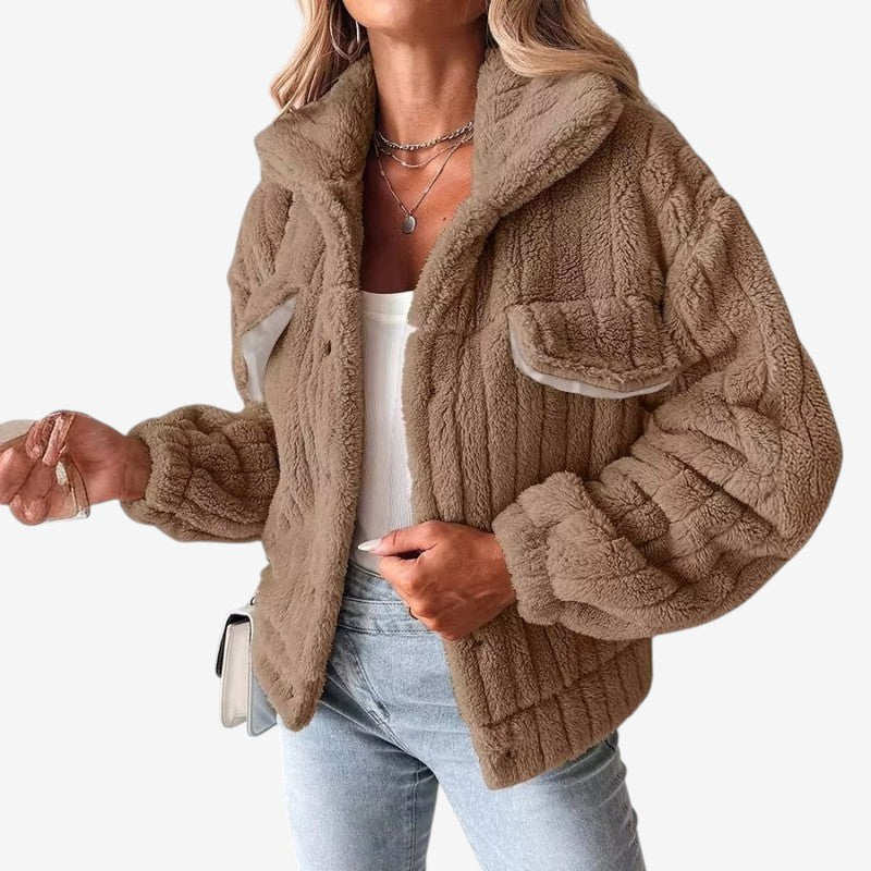 Rylee – Lange Mouwen Jasje met Knopen en Borstzakken