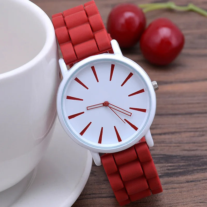 Zara - Modern horloge met minimalistische wijzerplaat en comfortabele band