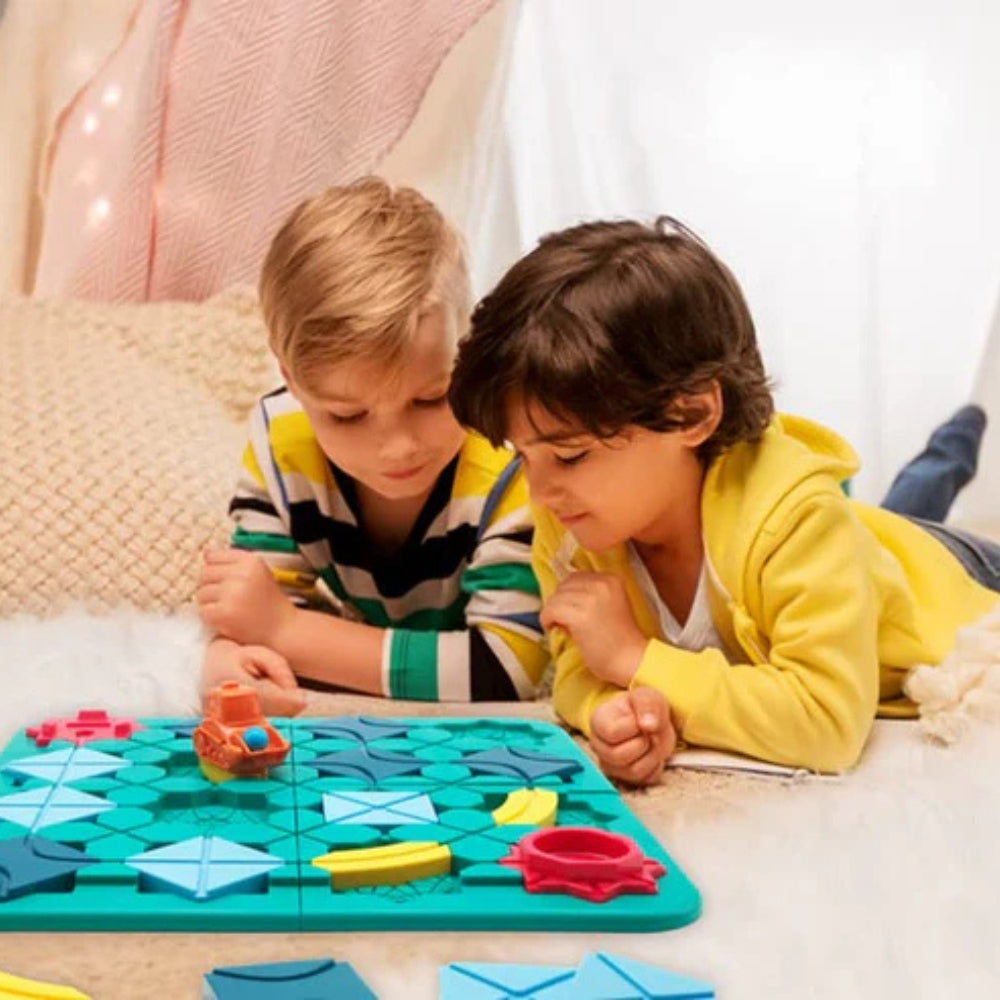 TrackLogic - Hersenkrakend autopuzzelspel met verplaatsbare blokken en een baanbouwuitdaging