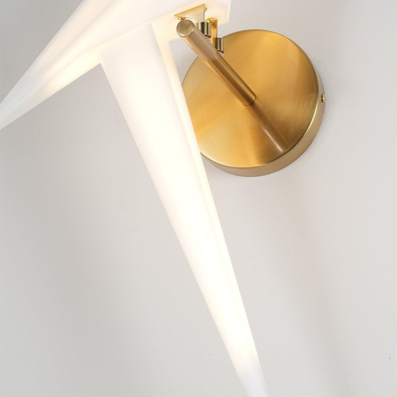LumiPerch – Wandlamp met Vogelmotief en Geïntegreerde LED
