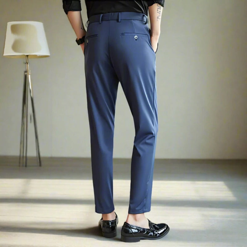 Gabriel – Slim Fit Broek met Elastische Stof en Zijzakken