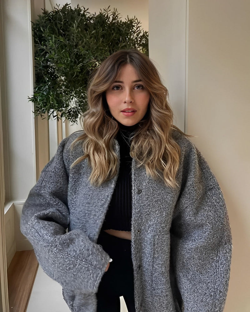 Liana - Comfortabel oversized jasje met knoopsluiting voor een trendy en warme uitstralin