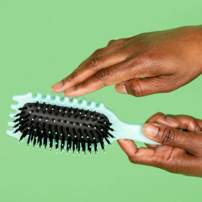 CurlMaster – 3 in 1 Stylingborstel voor Gedefinieerde Krullen en Frizzcontrole