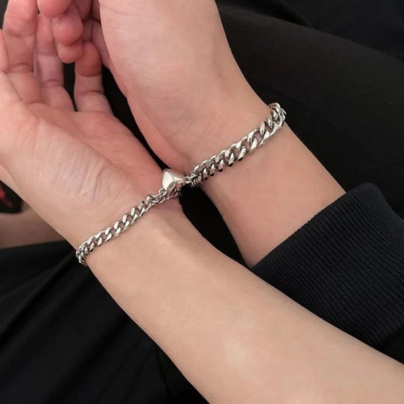 Mila – Klassiek Ketting Link Armbanden met hartaccent en verstelbare pasvorm
