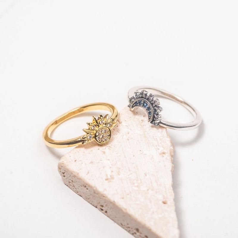 Elena – Elegante zon- en maanringen met sprankelende accenten en verstelbare pasvorm