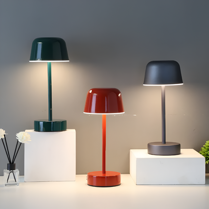 LuminaCraft – Dimbare Draadloze LED Tafellamp met Retro-Inspired Design