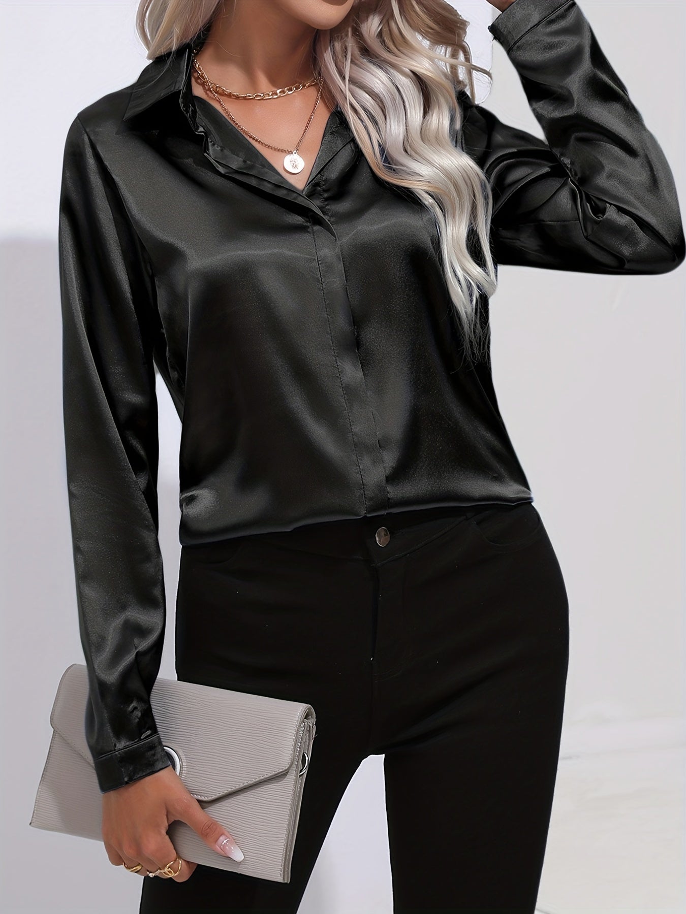 Leona - Casual Satijnen Blouse met een Verfijnde Glans