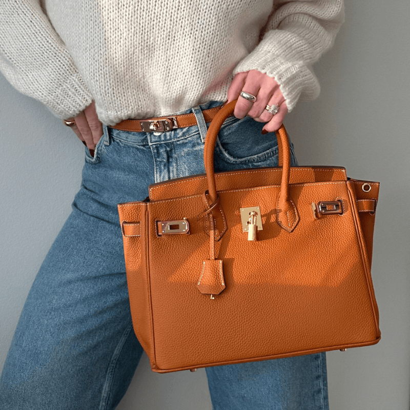 Valeria – Handtas met Ruim Interieur en Gladde Schouderbanden