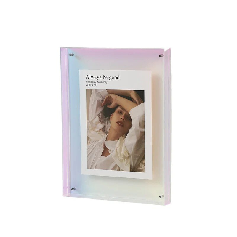 ClearVue – Transparant Zwevend Fotoframe met Modern Randloos Design