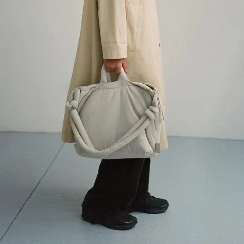 Kendra – Ruime tote bag met geknoopte schouderriem