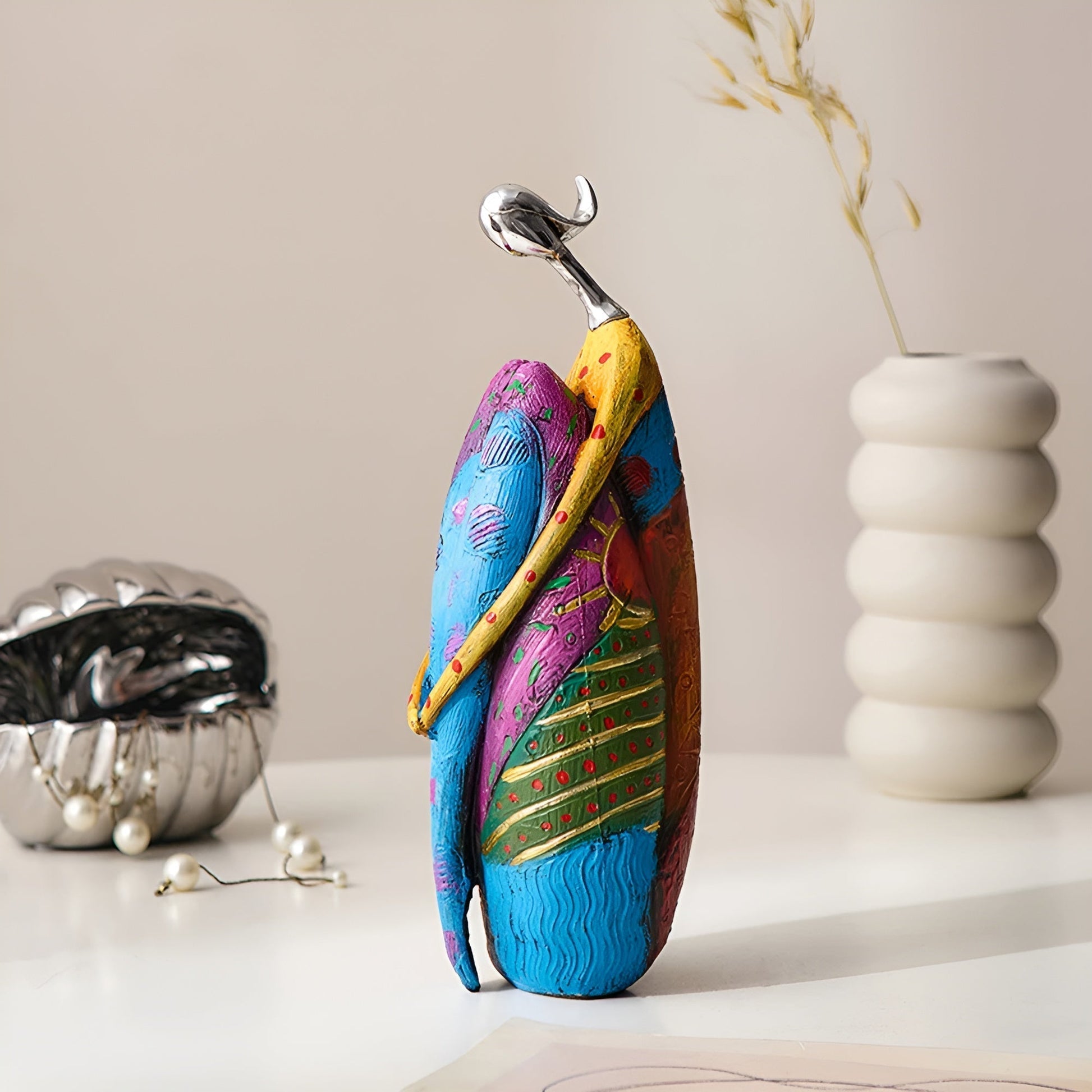 GraceForm - Lichaamssculptuur van hars met tijdloze artistieke aantrekkingskracht
