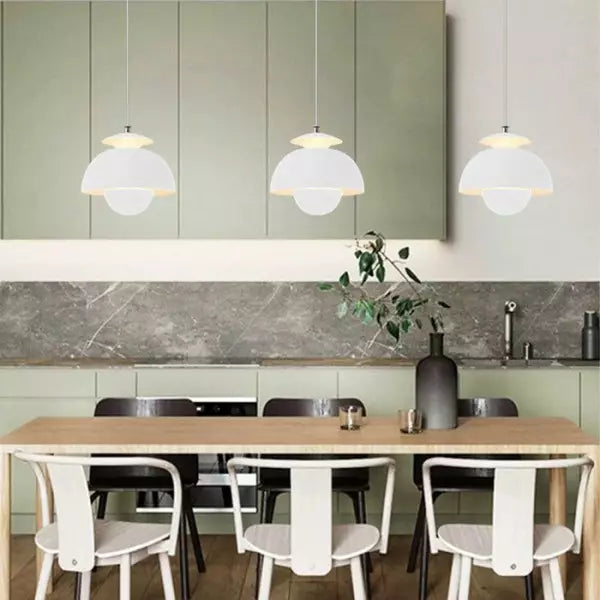 AuraSphere - Moderne hanglamp met gelaagd ontwerp en centraal bolaccent