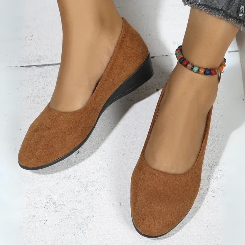 Veda - Stijlvolle Wedge Schoenen met Klassieke Ronde Teen