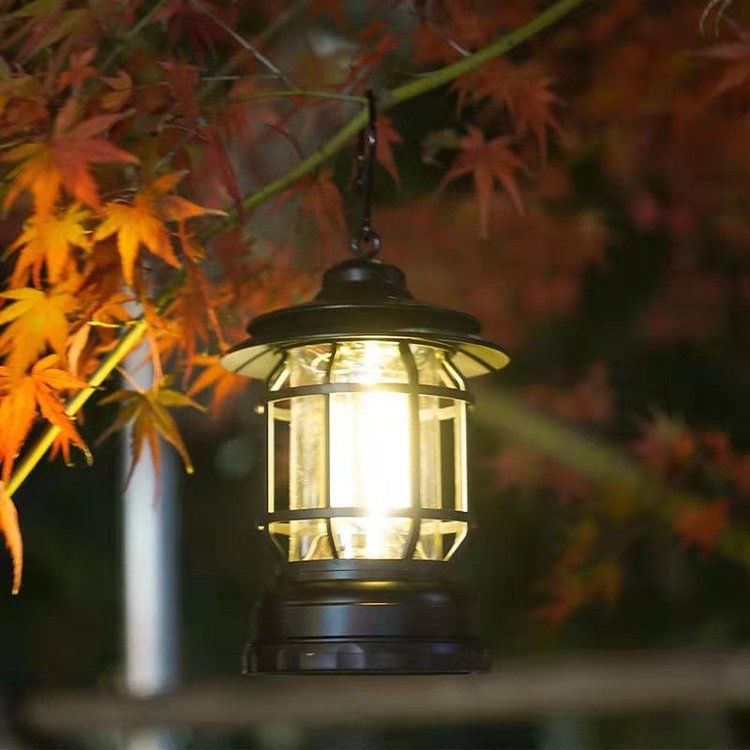 TimberGlow - Vintage-geïnspireerde draagbare kampeerlamp met warme sfeerverlichting