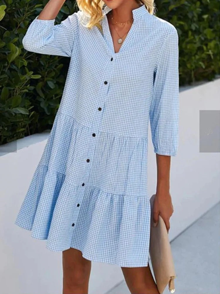 Ruby – Trendy mini-jurk met knoopsluiting en relaxte pasvorm