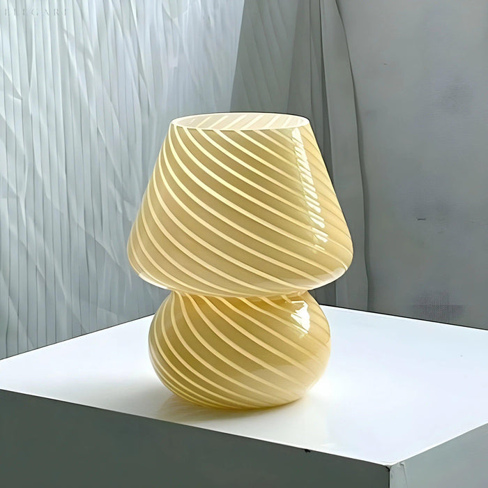 MushGlow - Elegante Paddenstoel LED Glazen Lamp voor Stijlvolle Kamerinrichting