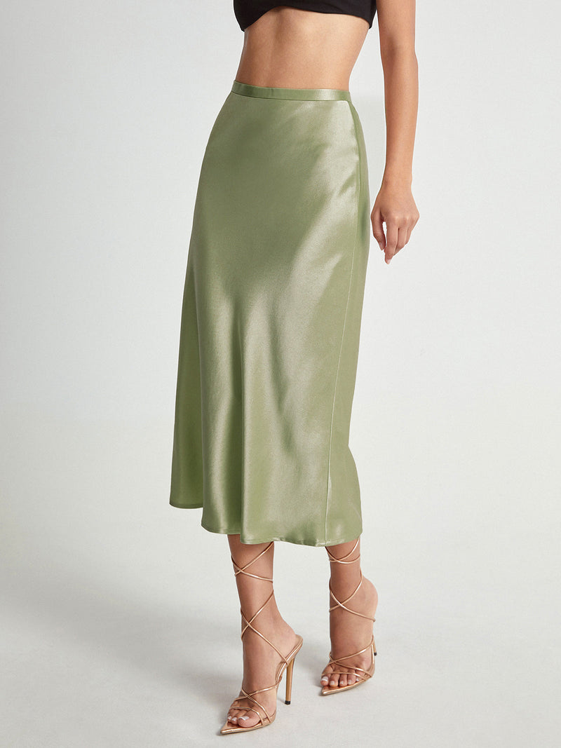 Sophia – Elegante halflange rok met een vloeiend silhouet en flatterende, op maat gemaakte taille