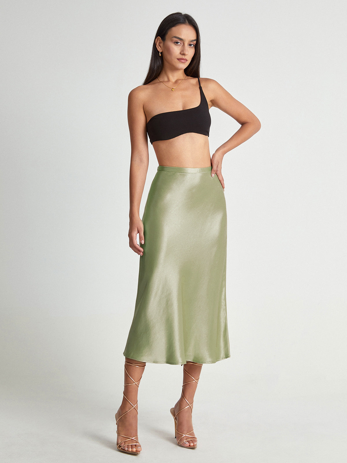 Sophia – Elegante halflange rok met een vloeiend silhouet en flatterende, op maat gemaakte taille