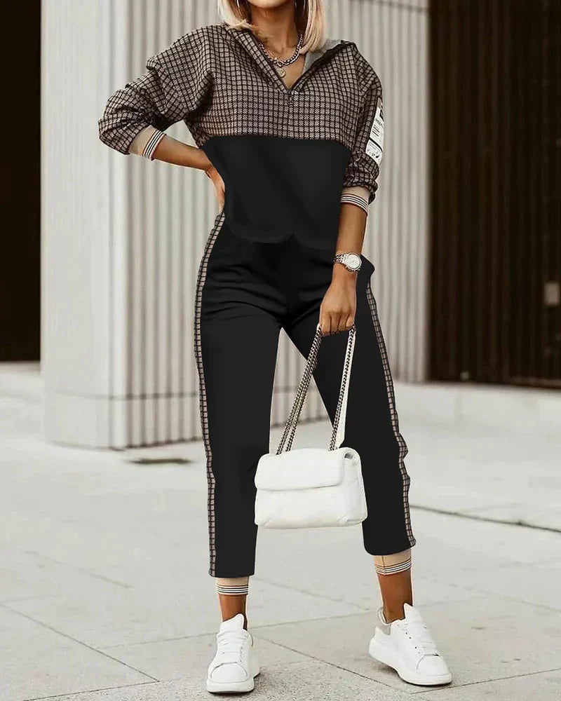Chloe - Stijlvol Geruit Sweatshirt en Jogger Set met Ziper Hals