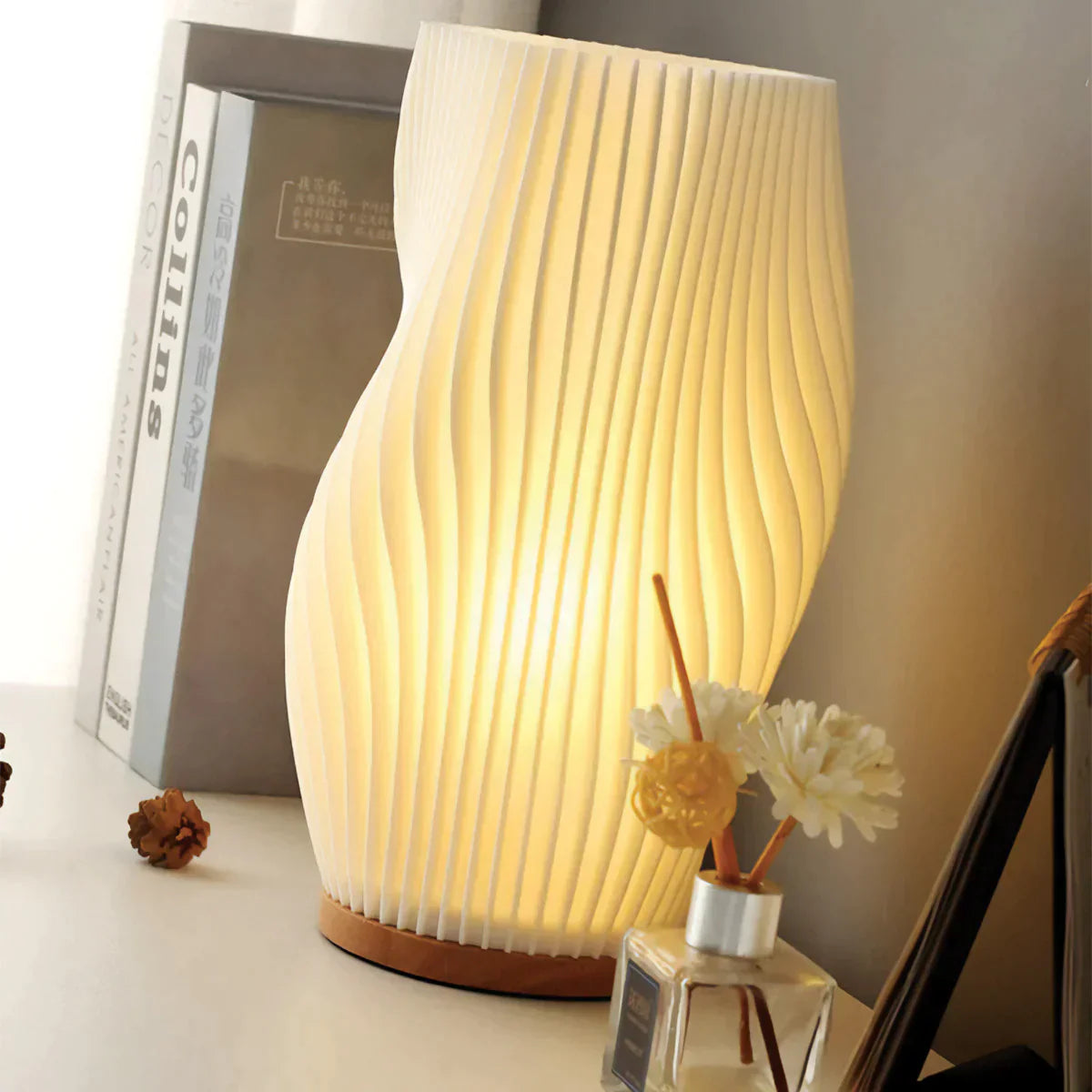 WaveLuxe - Elegante USB-lamp met twee lichtkappen