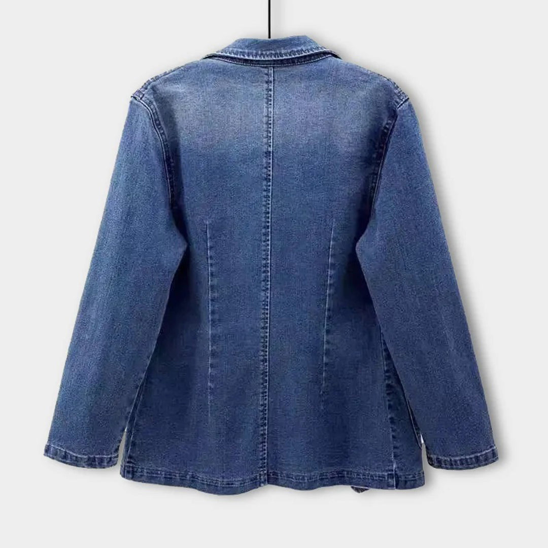 Isla - Elegant denim jack met knoopsluiting aan de voorkant