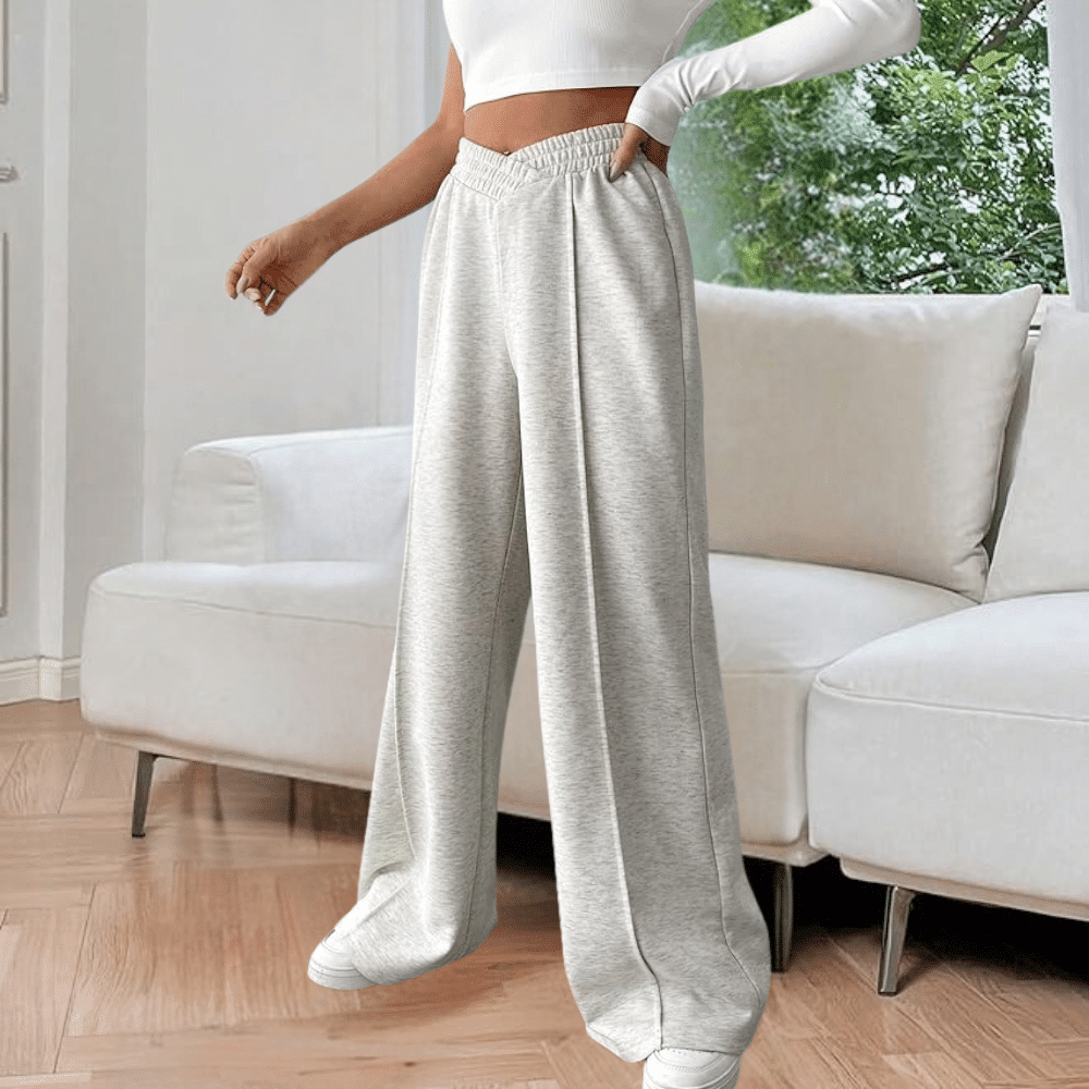 Elena – Relaxte rechte broek met elastische tailleband en flexibele pasvorm