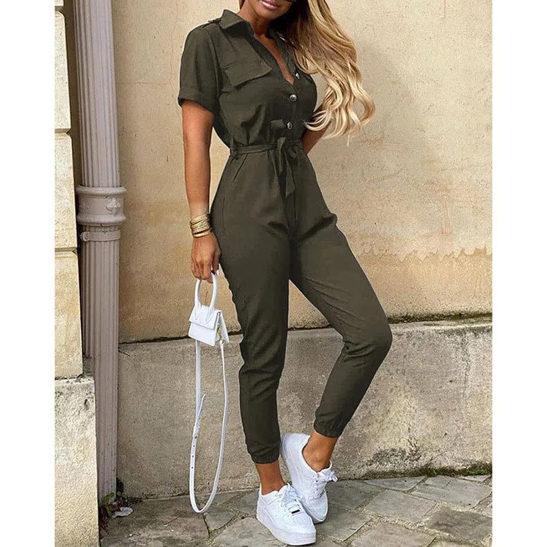 Mila – Chique jumpsuit met riem Korte Mouwen en Zakken