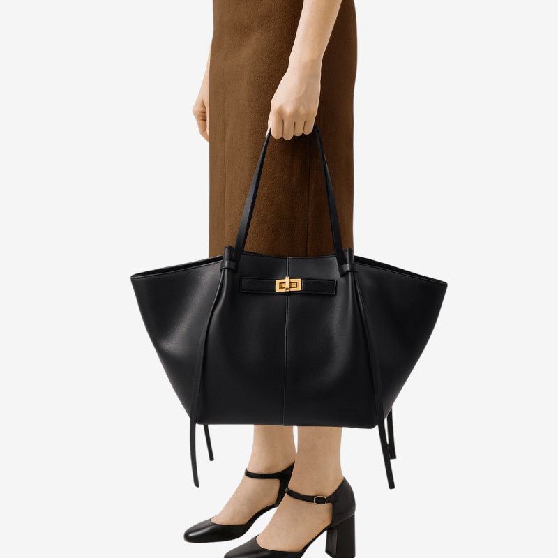 Selena – Handtas met Verstelbare Bandjes en Gespdesign