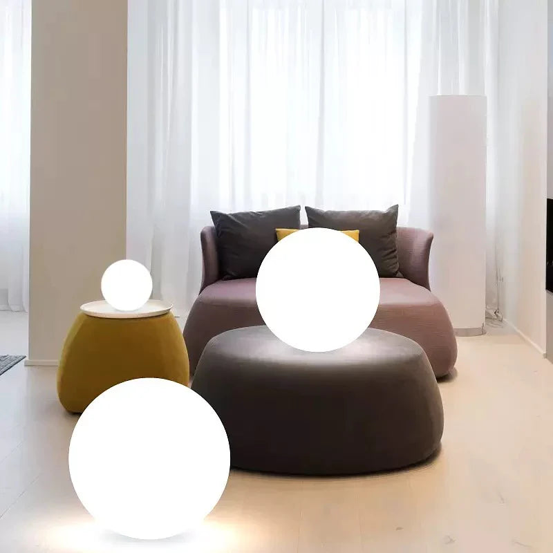 GlowSphere - Decoratieve LED-lichtbollen voor een dynamische buitenambiance