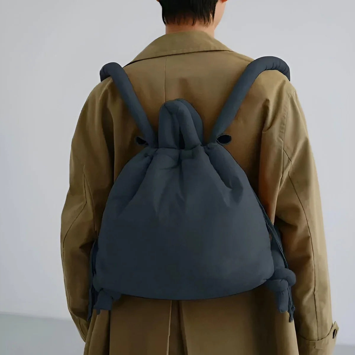 PlushCarry – Stijlvolle tas met verstelbare banden en ruime opbergruimte