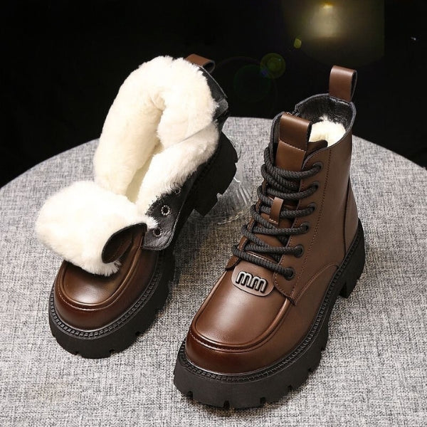 Leni - Warme enkellaarsjes met zijrits en zachte bontvoering