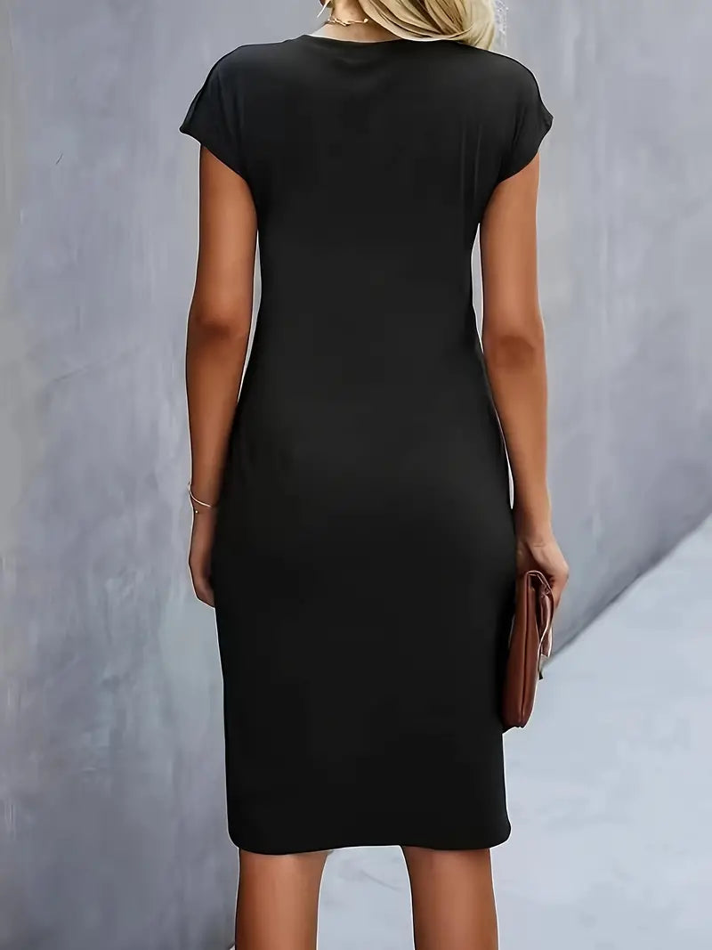 Naina - Chique midi-jurk met ronde hals en flatterend getailleerd silhouet