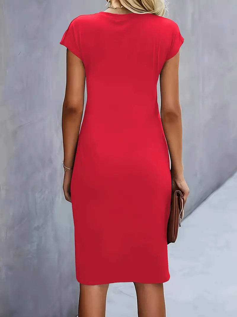 Naina - Chique midi-jurk met ronde hals en flatterend getailleerd silhouet