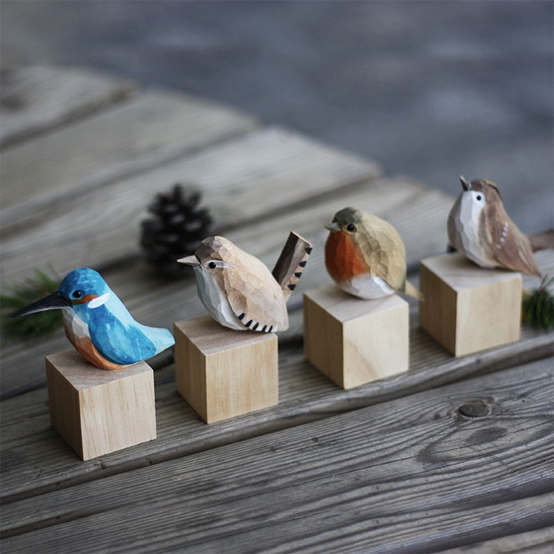 NatureChirp -Kleurrijke Handgemaakte Houten Vogelbeeldjes voor Home Decor
