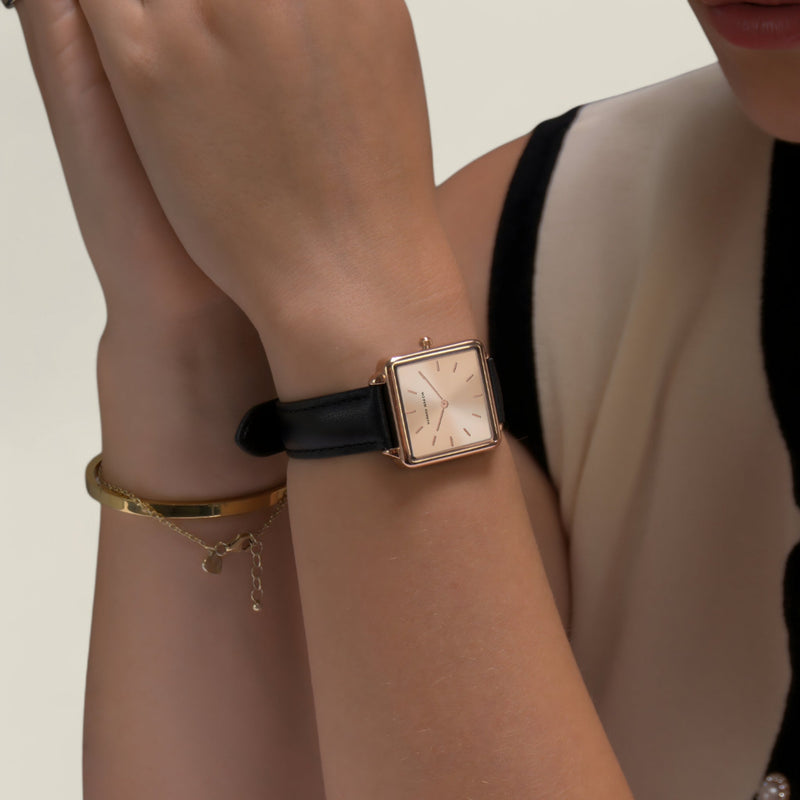 Clara - Tijdloos vierkant horloge met elegant ontwerp voor veelzijdige styling