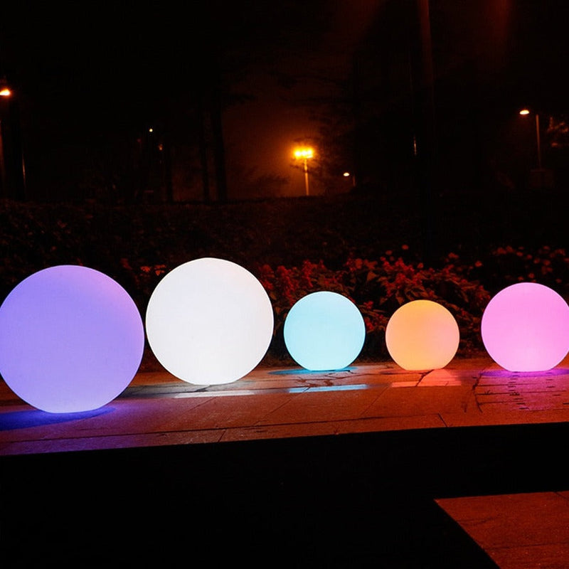 GlowSphere - Decoratieve LED-lichtbollen voor een dynamische buitenambiance