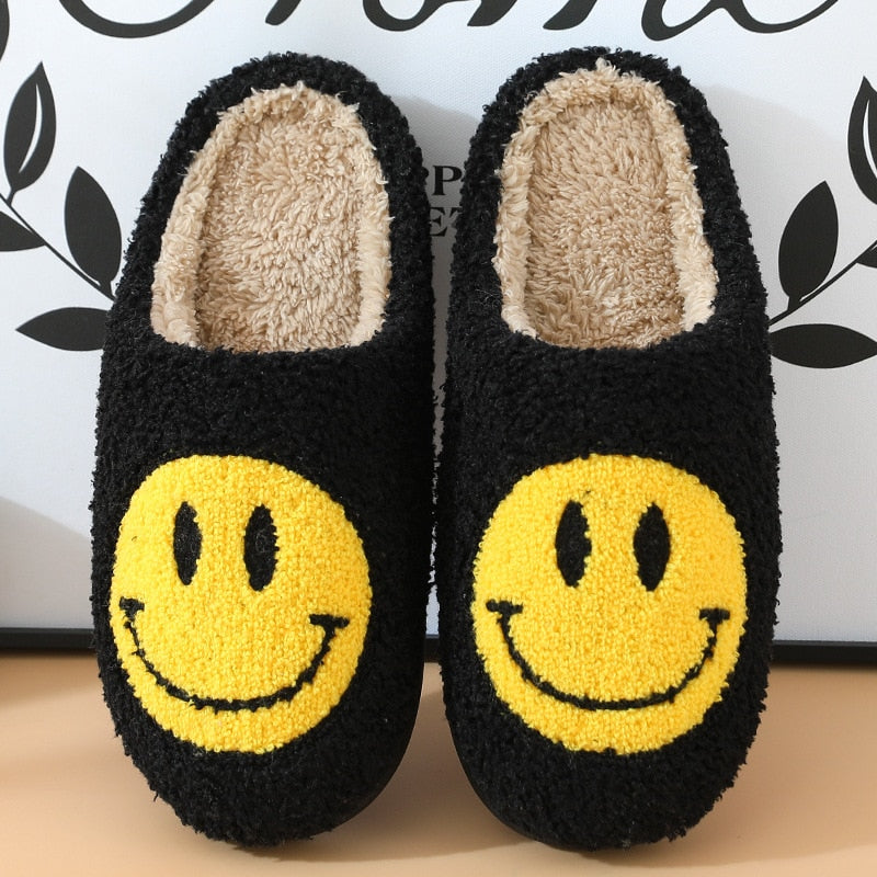 Anna– Slippers met Geborduurd Smiley Design en Nepbont Voering