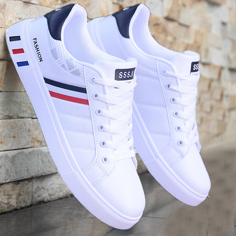 Sean – Strakke sneakers met stoere sportieve randen en opvallende hak